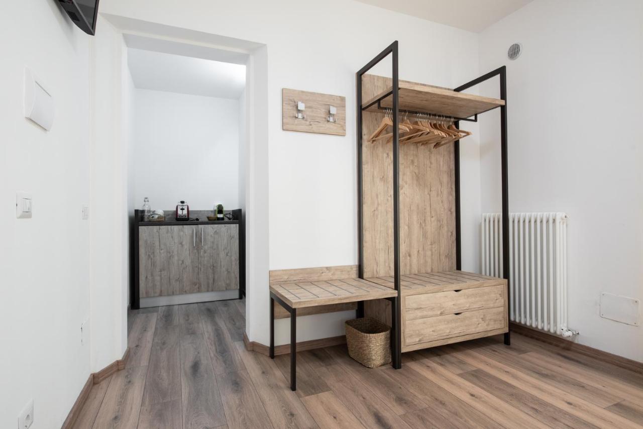 Hotel Le Due Torri Ancona Esterno foto